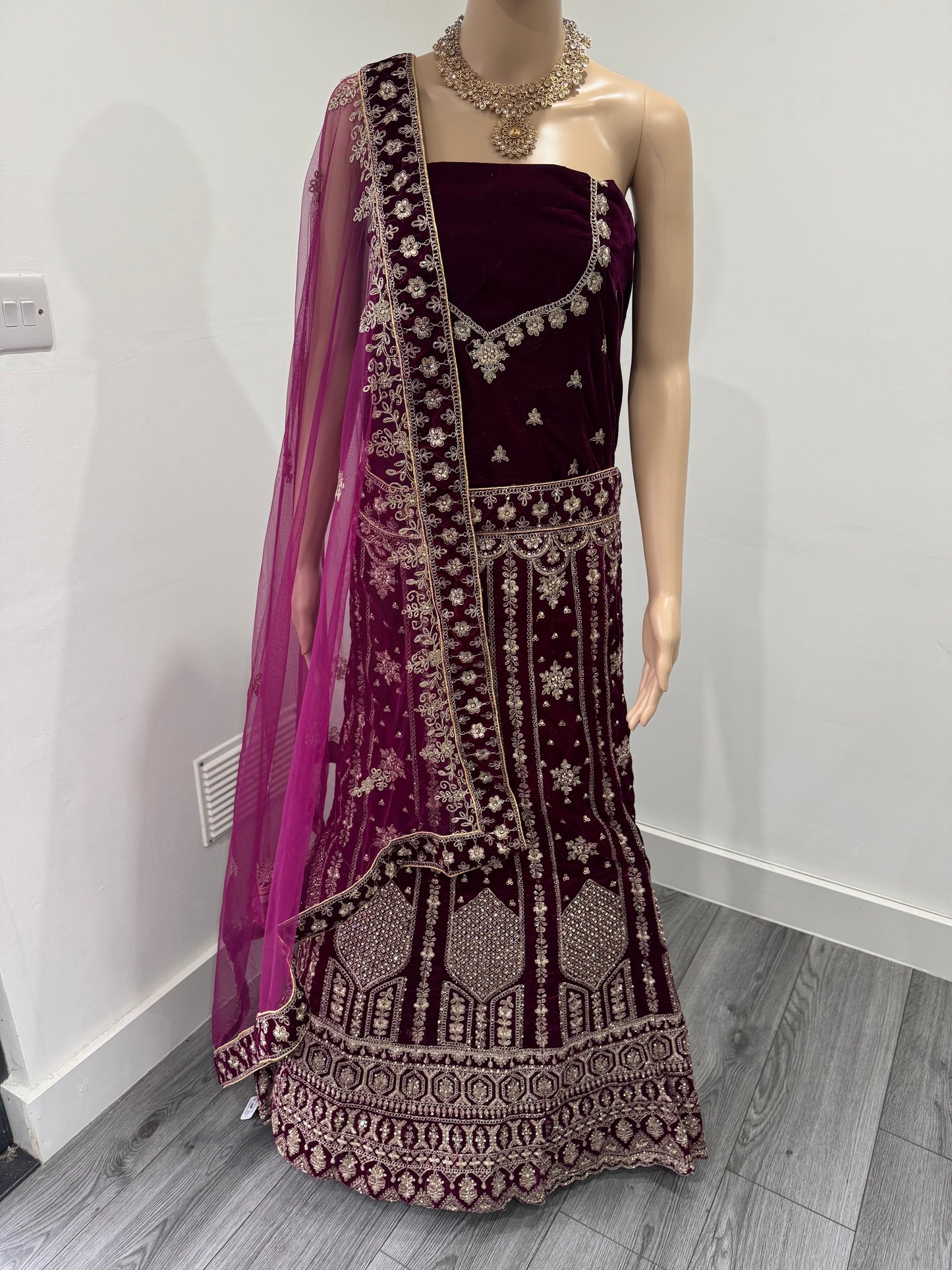 Sangeet Sandhya Velvet Semi Stitched Lehenga Choli With Dupatta